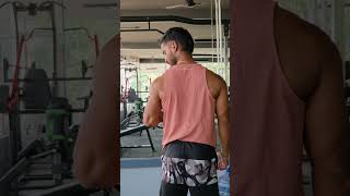 shoulder injury 😕 #InjuryRecovery #RehabTraining #TherabandWorkout #FitnessRecovery #TrainSmart #gym