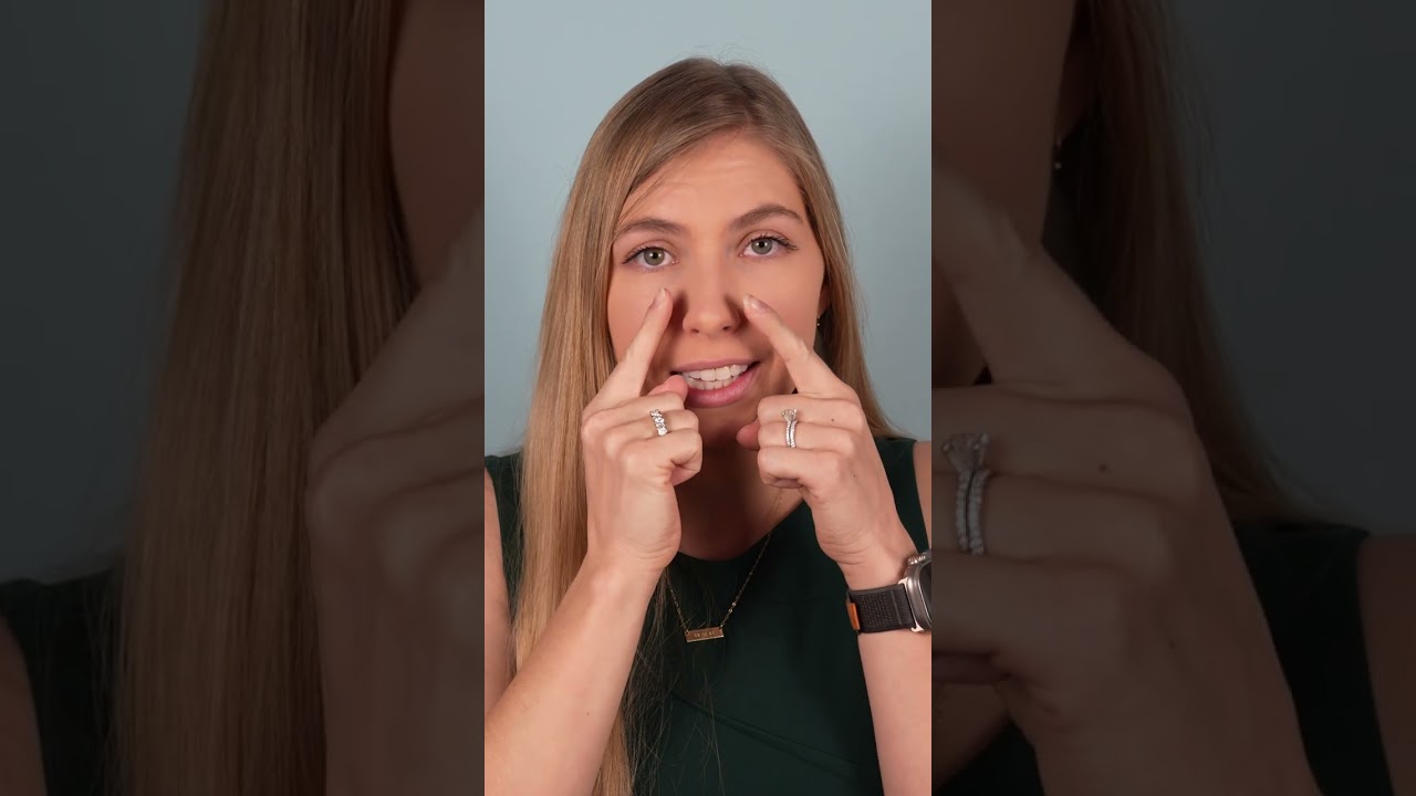 The PERFECT thing to squeeze your eyelids! 👁️😃 