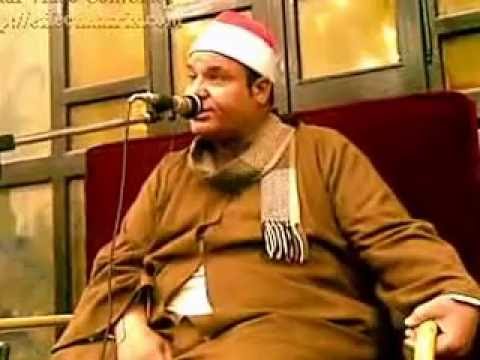 القارئ الكبير حلمى الجمل فى عزاء والدة الدكتور نعينع القارئ الكبير حلمى الجمل فى عزاء والدة الدكتور نعينع