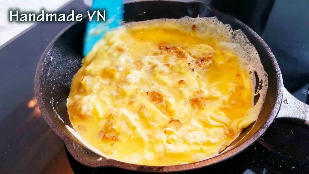 Cách LÀM TRỨNG RÁN MỀM, XỐP, BÉO NGẬY ăn hao cơm - YouTube