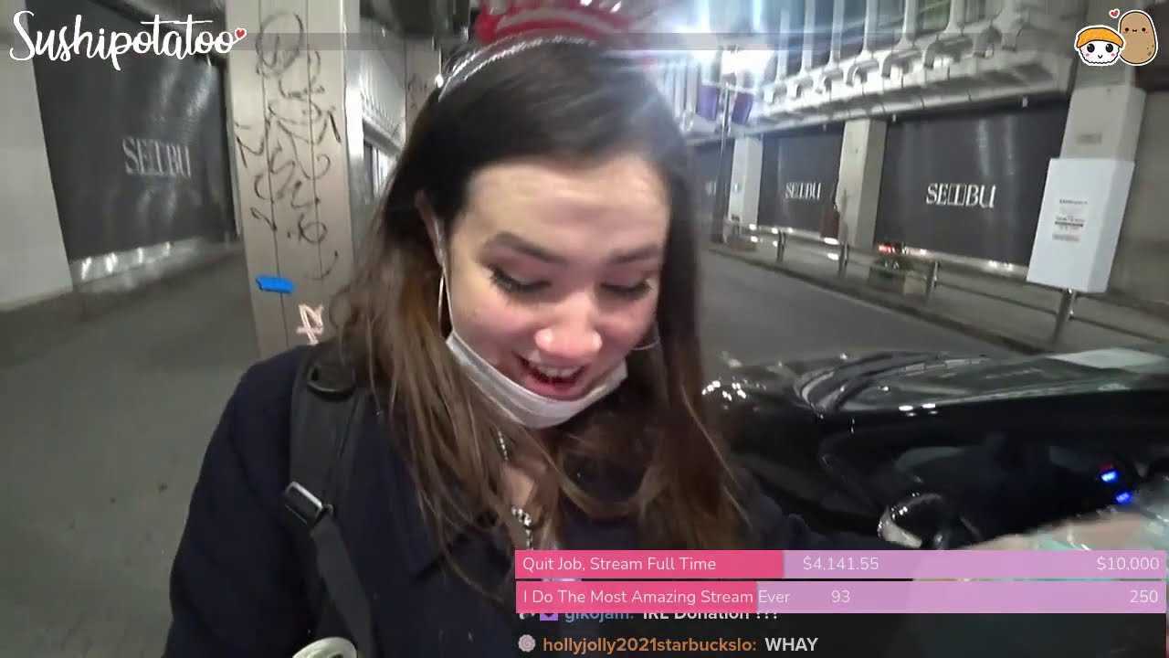 FEMALE STREAMER GETS AN EXPENSIVE GIFT FOR HER BIRTHDAY LIVE ON STREAM