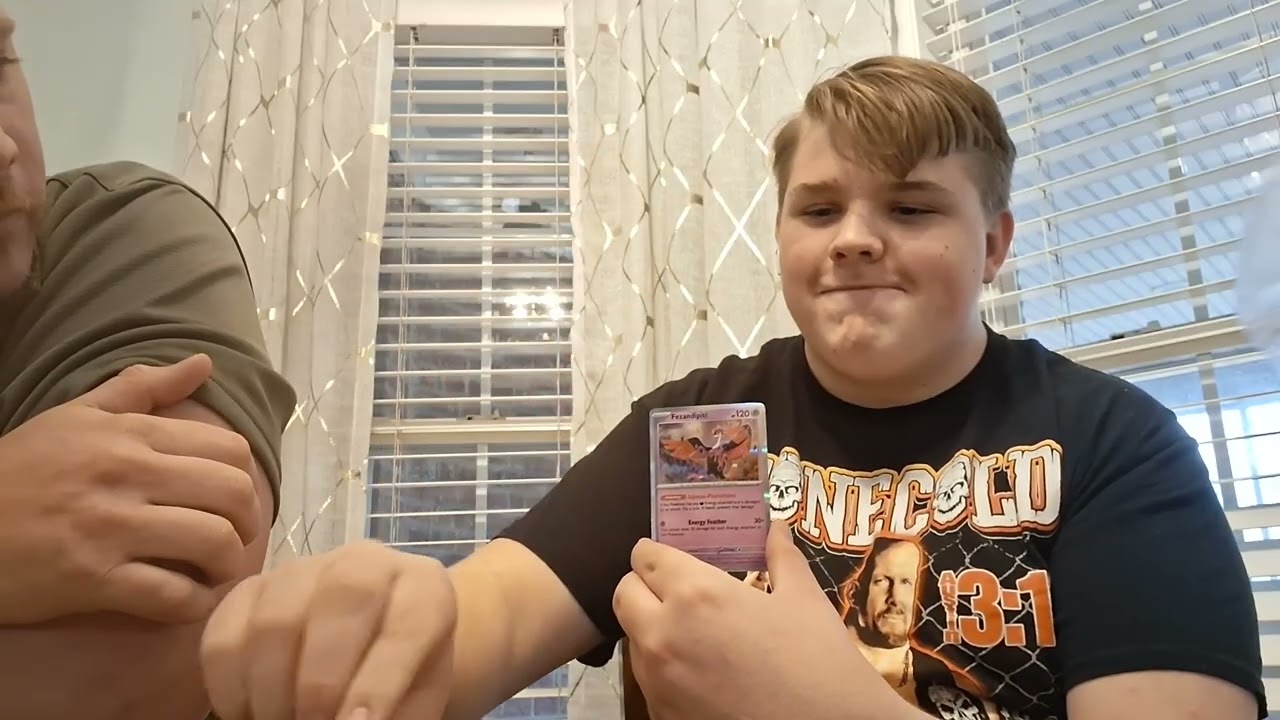 Prismatic evolutions surprise box