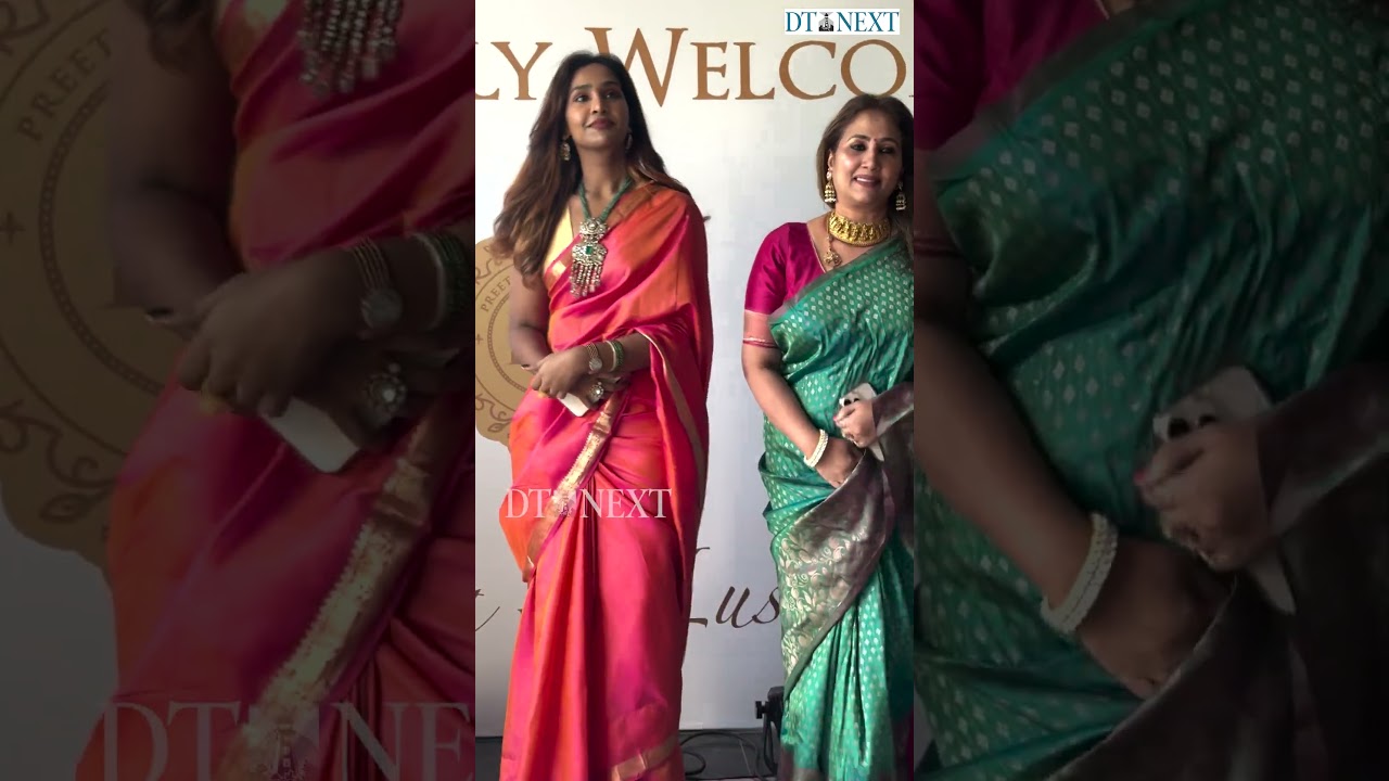 Politicians and Film stars attend Producer Ishari K Ganesh's daughter Preethaa's wedding.