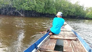 SENAR PANCINGKU MEMBENTANG KENCANG..!!  DITARIK IKAN DIKEPALA ARUS SUNGAI