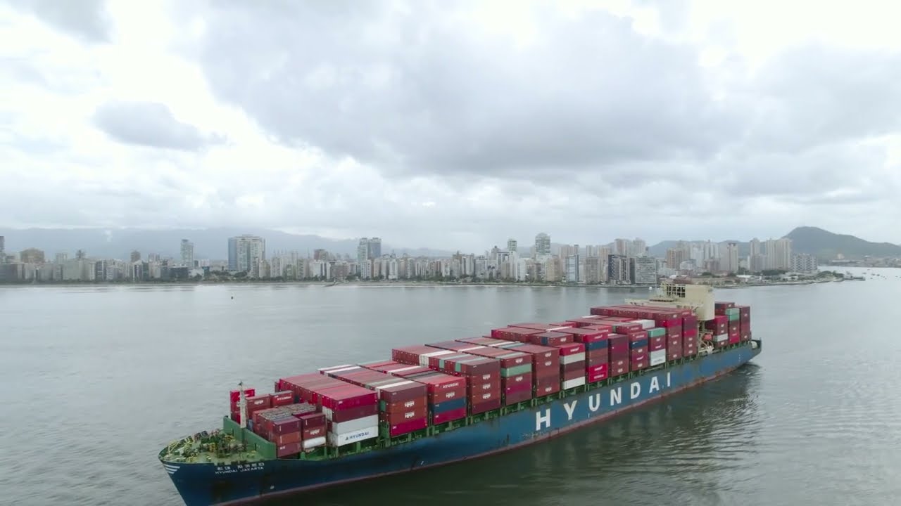 🇰🇷 Korea - Container Ship "Hyundai Jakarta"