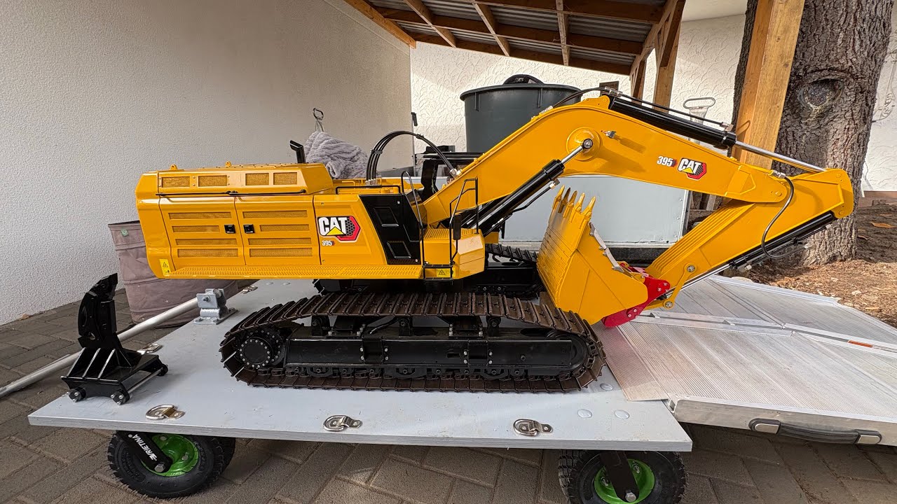 RC Excavator CAT 395 - 1/8, first test 