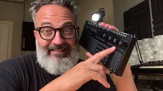 Korg SQ-64 Sequencer: Demo by Giaga Robot