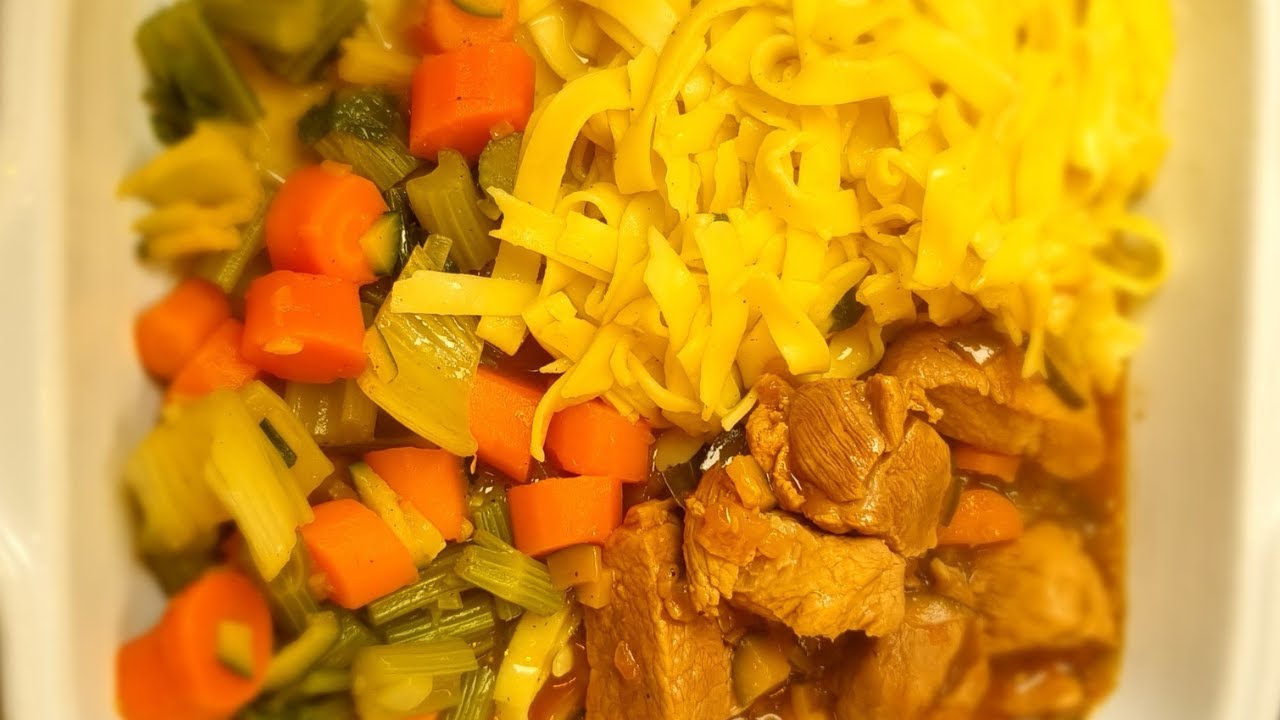 Schweinsragout mit Gemüse