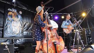 Miniatura del video "The Lovesick Duo - Ain't No Other Place (Breda, Jazz Festival, 28-5-2022)"