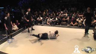 LEGACY & FLEA ROCK vs REDO & JEROENSKI (FLOW ONE THREE 2011)