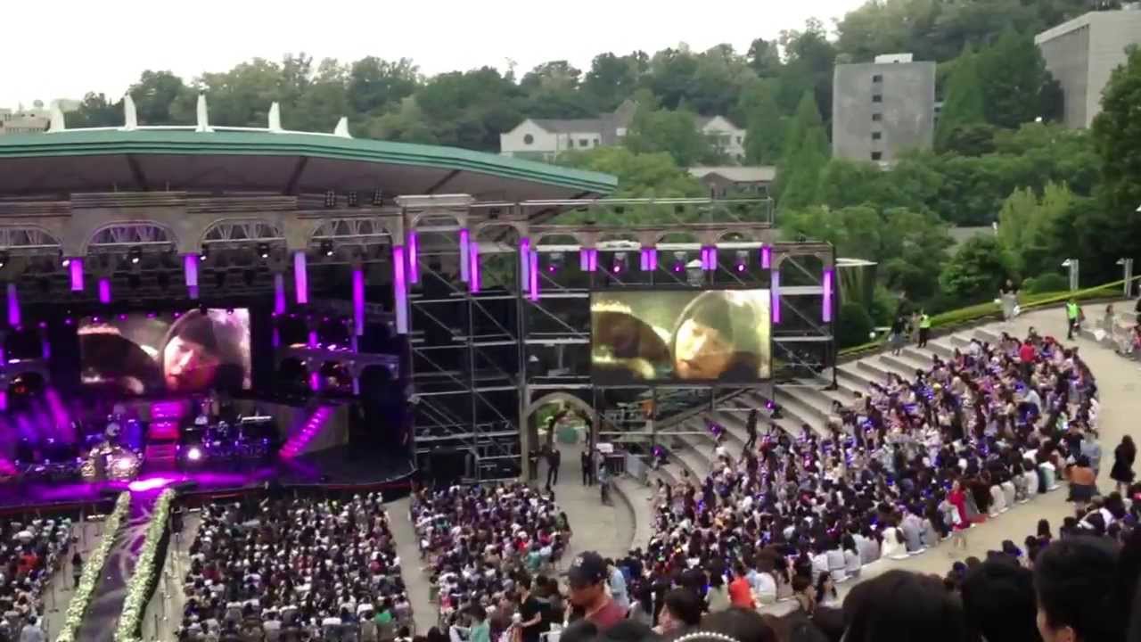 2013 성시경 콘서트/ reality... 영화 써니에서도 불렸다는 그 노래다