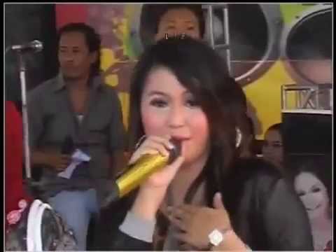 Dian Anic - Selingkuh Demenan (Live show)