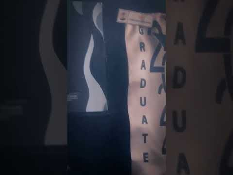 قالو الأحلام زي الامواج بتتكسر صاحب اكثر من قبعة الاحلام آمل تحفيز