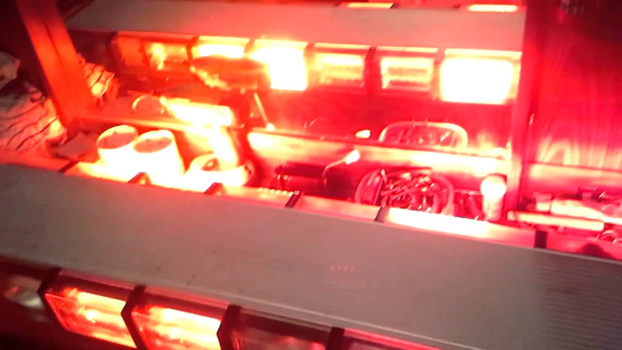 Whelen Freedom LED lightbar RED 55" YouTube