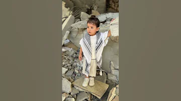 طفلة صغيرة فلسطينية لسا بعمر الورد 