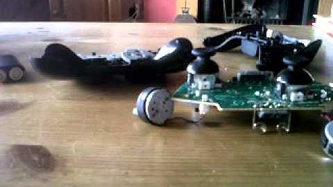 how to open up a xbox controller part 1