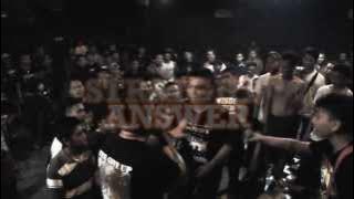 STRAIGHT ANSWER - Punks United ( INASUBS Cover ) LIVE JOGJA