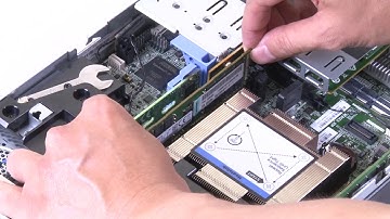 Lenovo ThinkSystem SE350 installing a DIMM