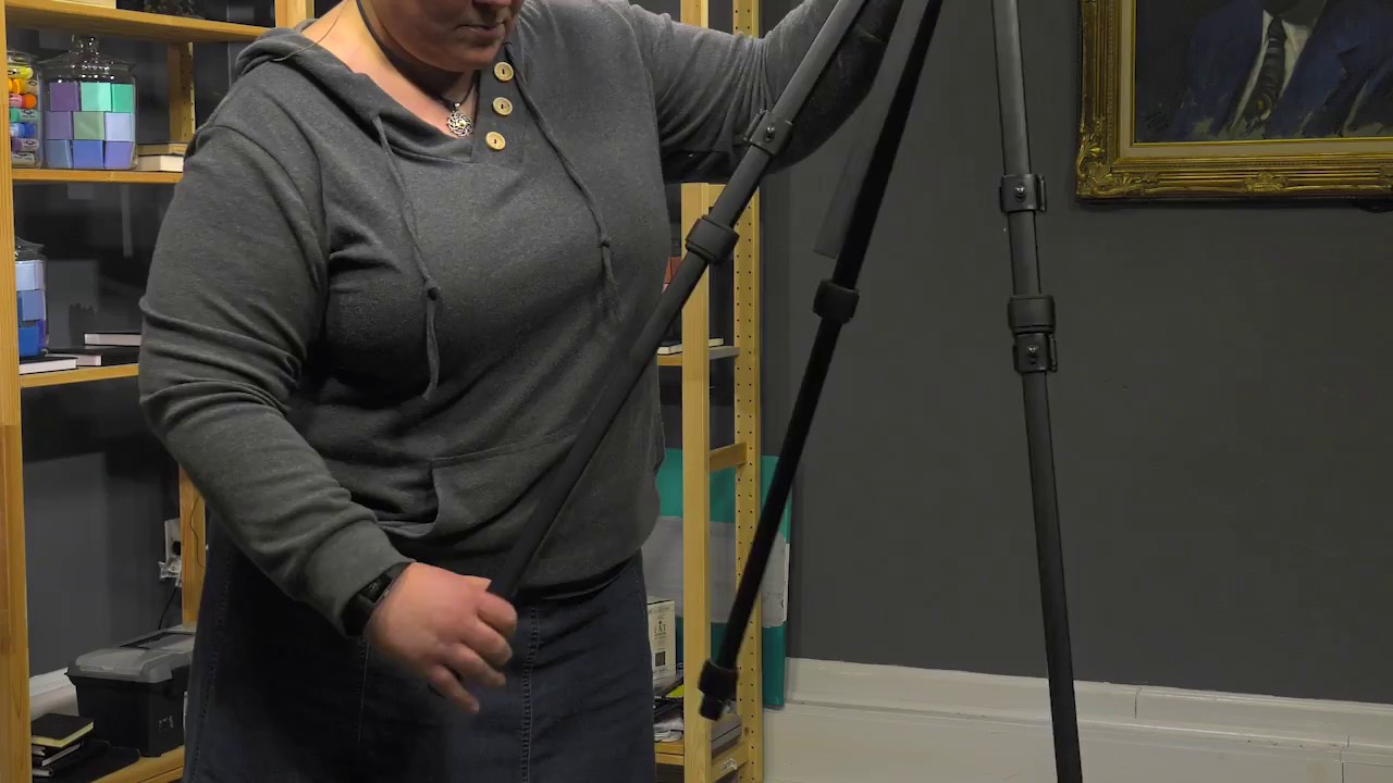 SoHo Plein Air Aluminum Lightweight Easel #3 Visual Commerce Shout Out