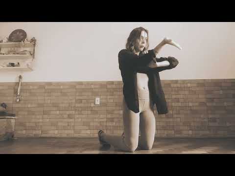 Exercício gestual/ Dança Contemporânea
