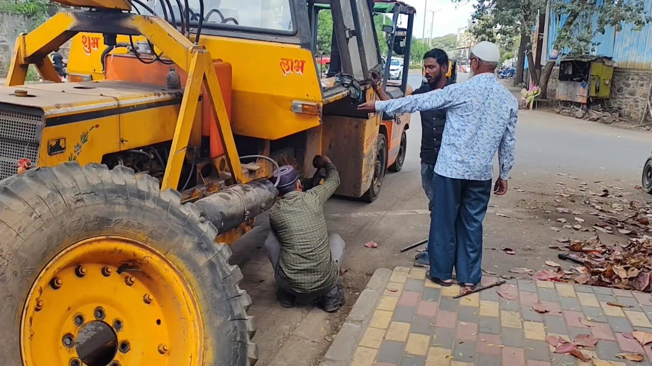 Crane Kharab Ho Gaya Tayer Kholna Pada 😱
