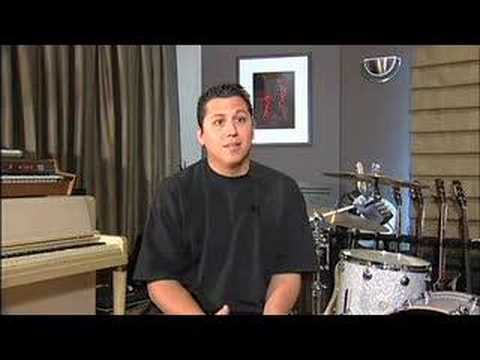 Golden Globe nominated music producer, Mike Elizondo talks about the dynamics of using Monster Cable and its use in his recording studio.