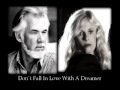 Kenny Rogers &amp; Kim Carnes - Don`t Fall In Love With A Dreamer