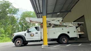 2019 VERSALIFT VST47SI For Sale