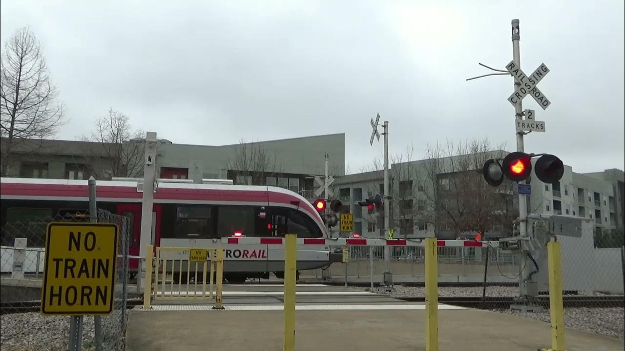 Pedestrian Railroad Crossing Boggy Creek Bikeway, Austin, TX (Video 2