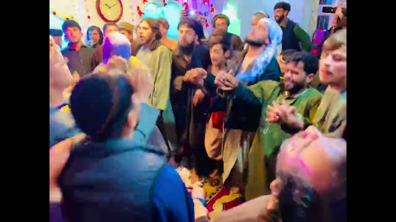 حلقه ذکر الله ج خیلی گرم در شب های پر فیض از دل تا حرم