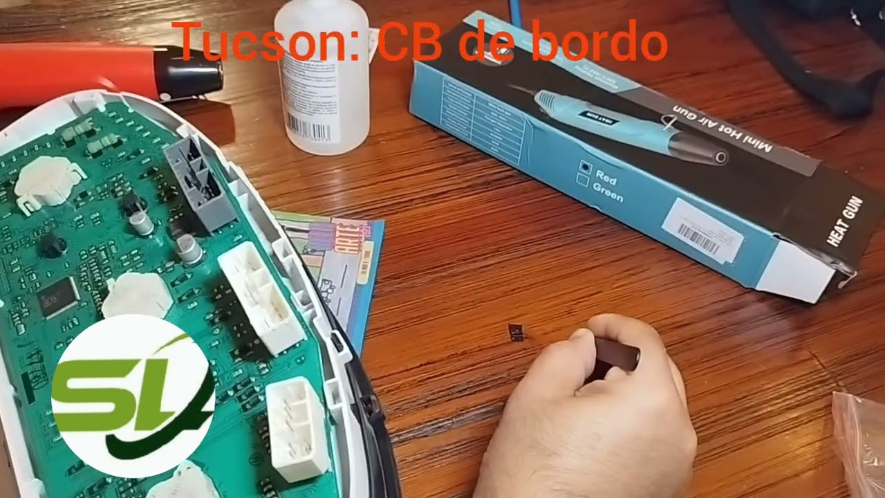 Tucson: Ativar computador de bordo no painel