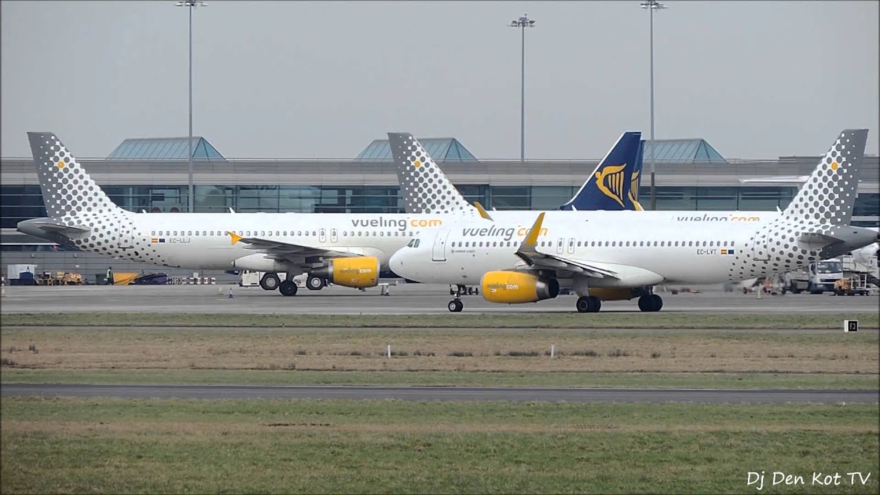 *Sharklets* Vueling Airbus A320 take off Dublin Airport YouTube