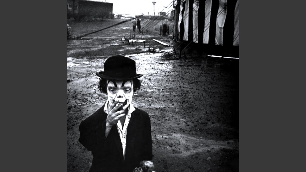 Watch makehimleak ! on YouTube Watch makehimleak ! on YouTube