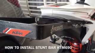 STUNT BAR KTM 690 Duke R @ HOW TO INSTALL
HOW TO INSTALL STUNT BAR FOR KTM690. Simple and easy.
Thanks for watching.More info on below URL
Youtube : https://www.youtube.com/c/AuliaRahman82
Google : https://google.com/+AuliaRahman82
Blogspot: http://groovysunshade.blogspot.my/
FB : https://www.facebook.com/ajmotorsports8888/
IG : ajmotorsports88 STUNT BAR KTM 690 Duke R @ HOW TO INSTALL
