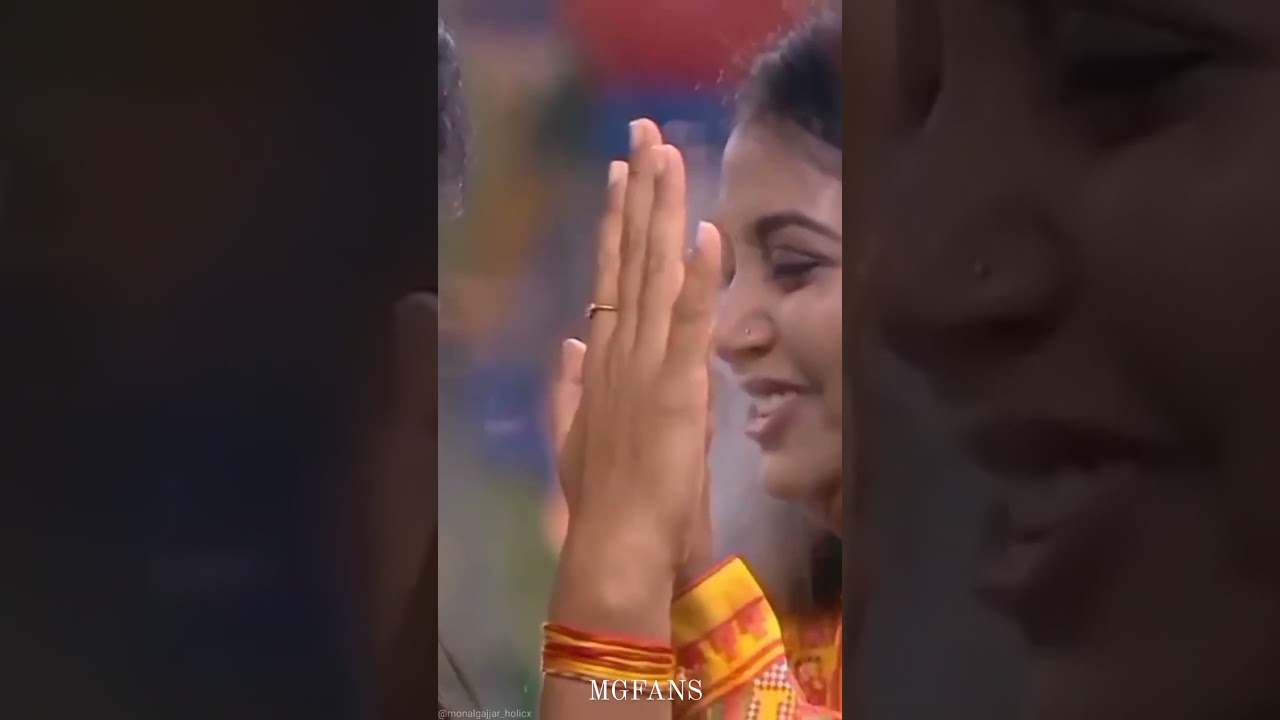 monal 💗 sister love 💕😍