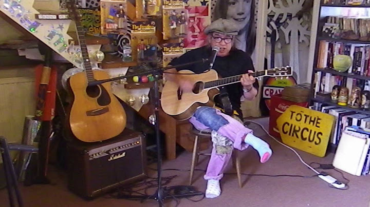 Quarter to Three Acoustic version - Acoustic performance video thumbnail