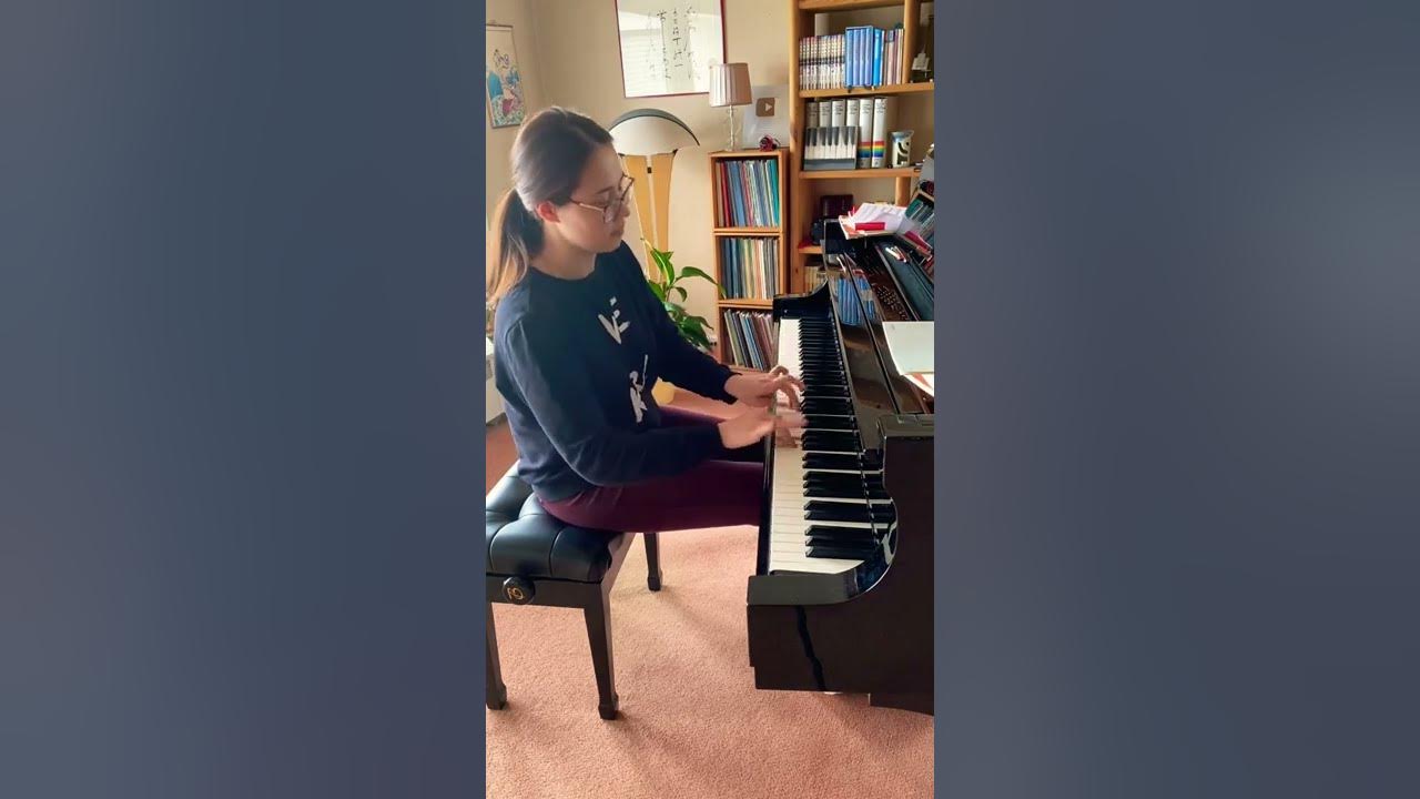 Mozart kills my scales π΅βπ«π€ͺπ΅#piano #shorts #mozart Mozart kills my scales π΅βπ«π€ͺπ΅#piano #shorts #mozart