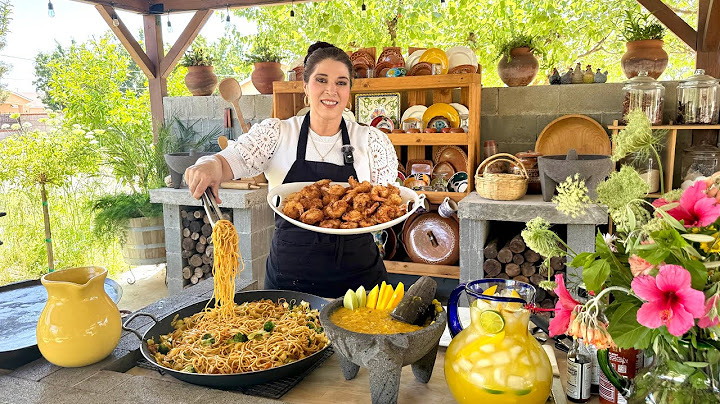 CAMARONES CAPEADOS DE COCO, CHOW MEIN, Y CHILE MANGO HABANERO!!!