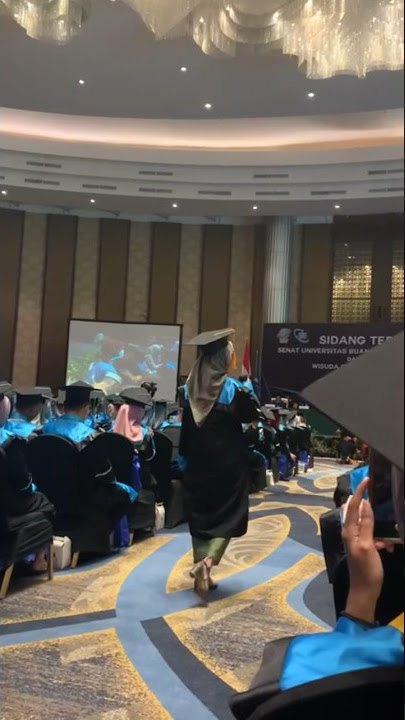 Momen bisa nyanyi di wisuda 🫶🏿 #bunda #wisuda