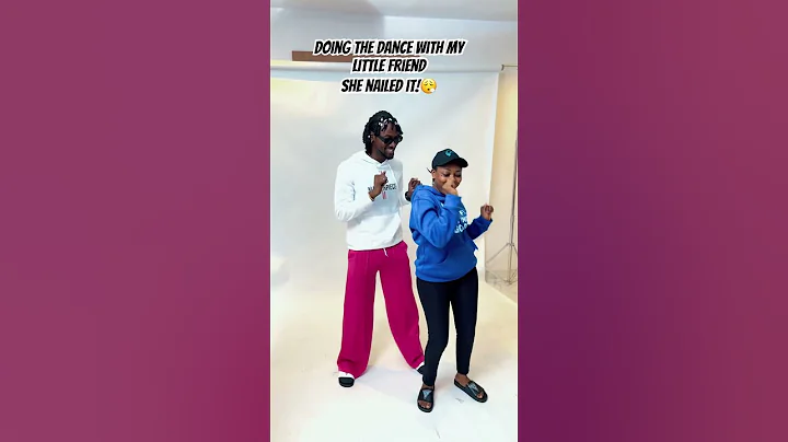 The #tshwalabam dance with my cute friend #🇳🇬 #amapiano #🇿🇦#dance #africa #afrodance #afrobeats