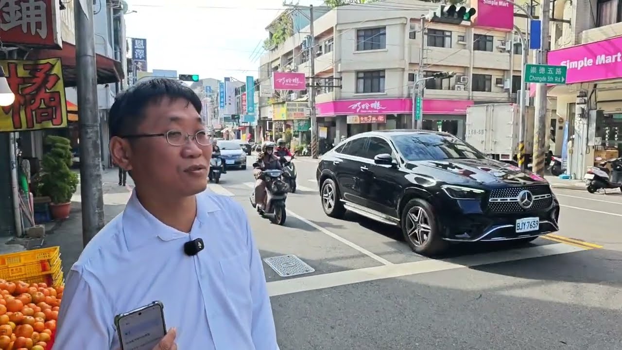 598萬買台中北屯崇德六路一段室內29坪大3房2廳2衛浴2陽台3樓公寓屋況佳無公設免管理費陽台尚未補登0989905453/0902319088