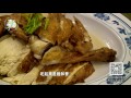 我只想安安静静地吃顿海南鸡饭 但是旁边的男生太抢戏了