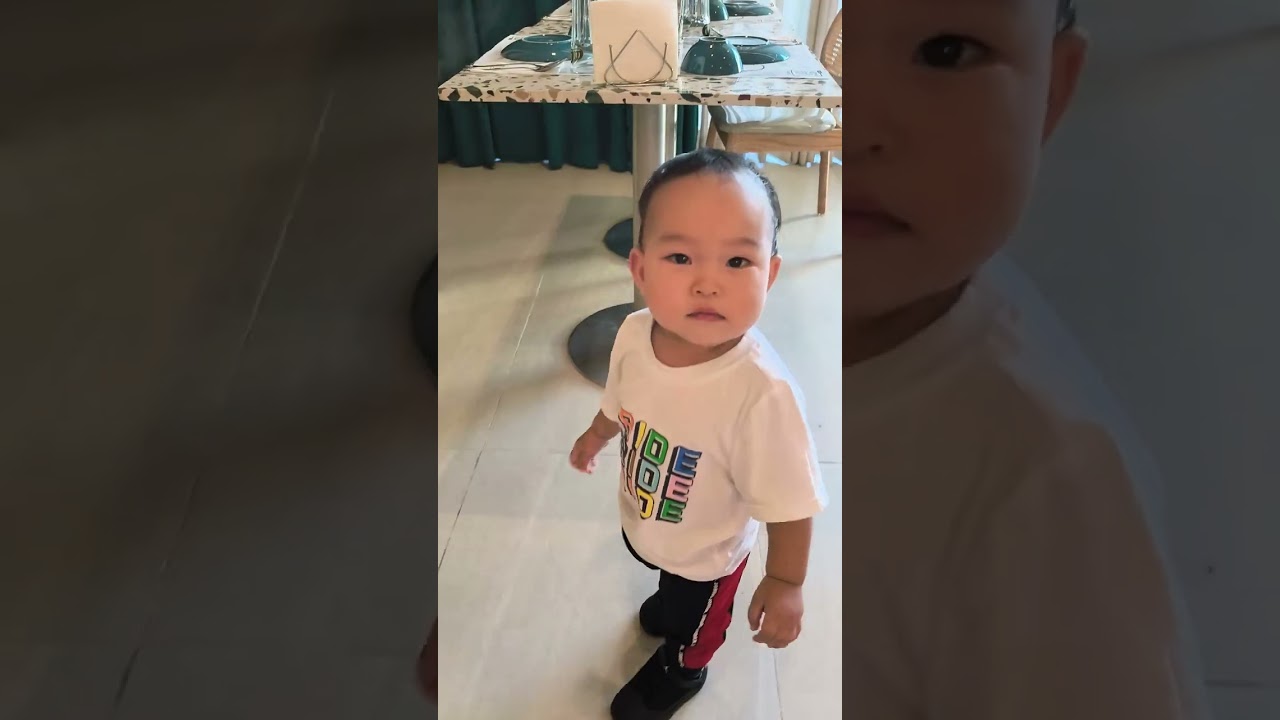 Рождественский день Севи на прогулке!