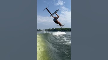 My FIRST wakefoil backflip landed!! #wakesurfing #wakesurf #foil #foilsurfing