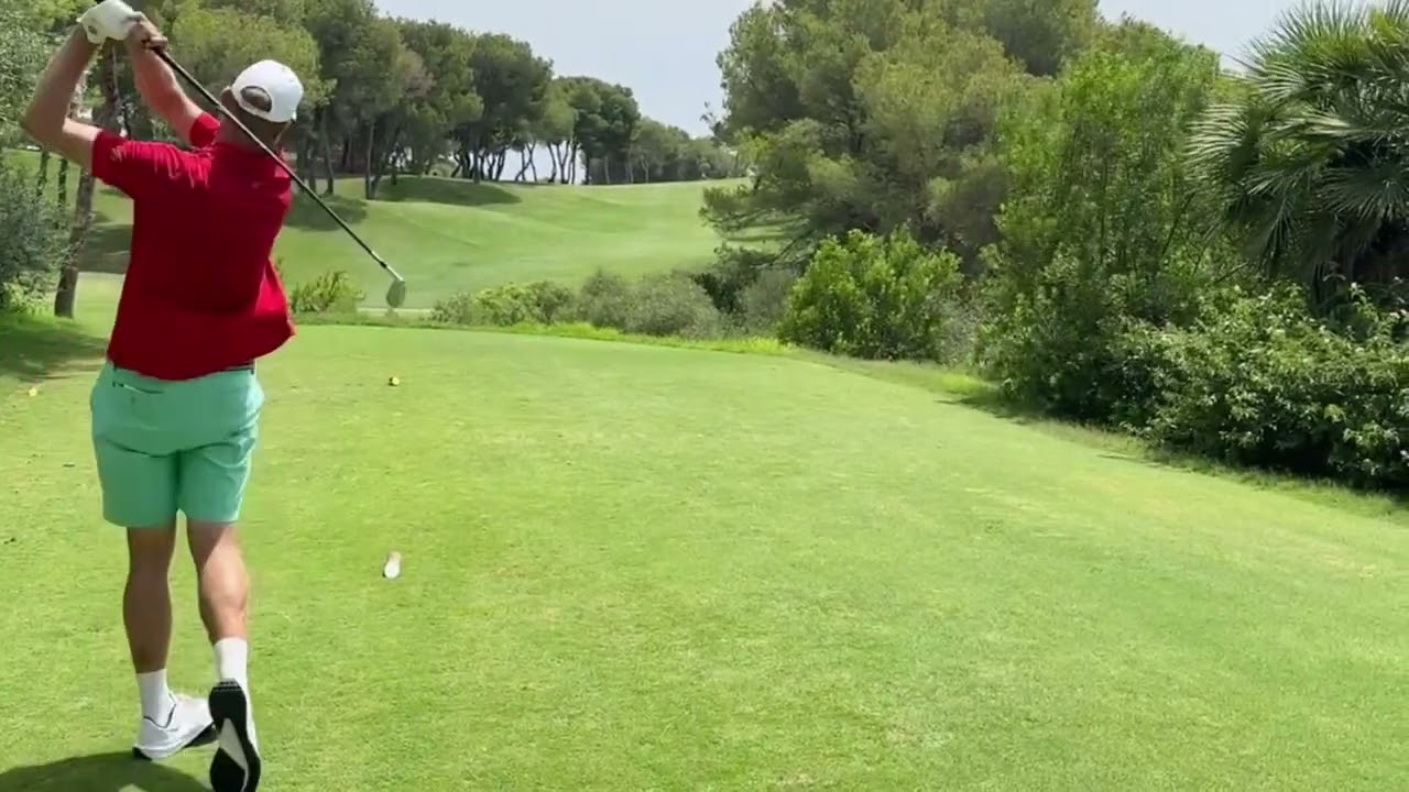 Las Ramblas Golf Hole 8 | Narrow Tee Shot Accuracy Test ⛳