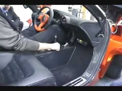 Video till Kille hämtar ut sin McLaren F1