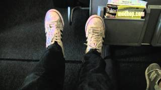 United Airlines 737-800 Bulkhead Row Seat 7D