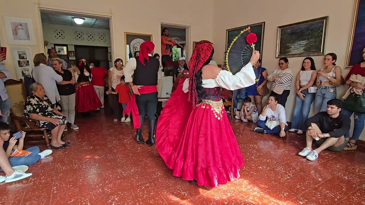 Pieza: La Cegua. Dama:  Rebeca Denise Lezcano Espino.Varón: Frederick Bladimir Gaitán Gaitán.