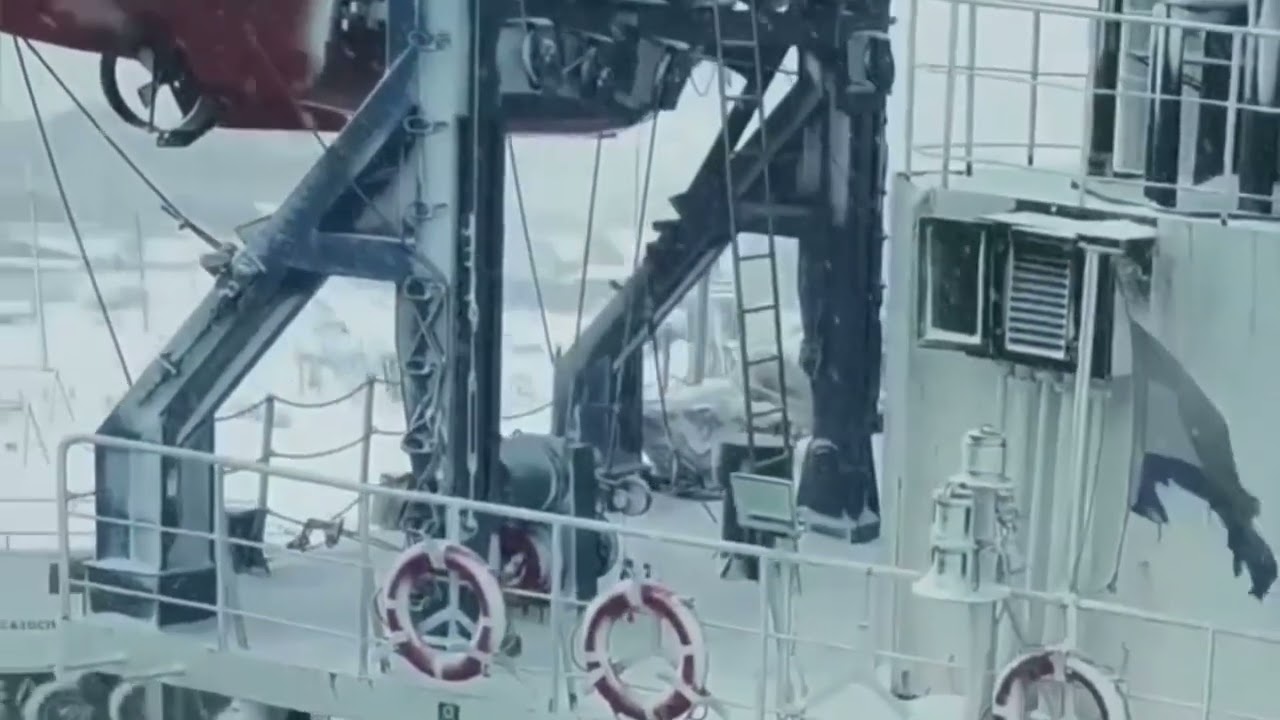 Russia. Winter periud. Sea cargo ships. IEC.