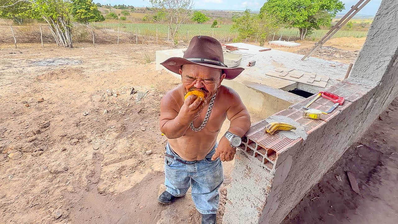 LEÔNCIO SOLTA UM “AI PILILIU” NA HORA QUE ELE CHUPA MANGA 😂😱 | PILILIU DA RESENHA